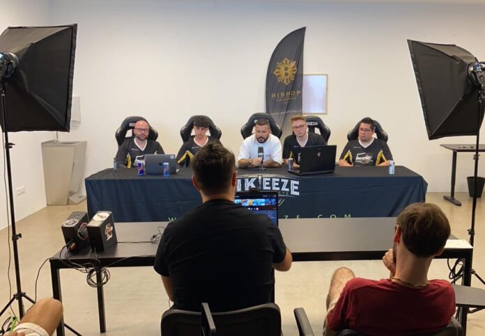 Conferenza di presentazione di Macko Esports.