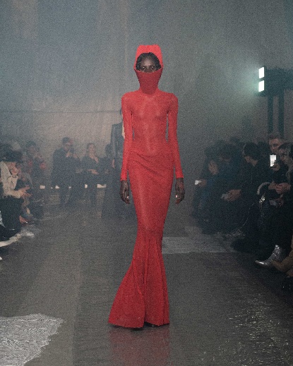Diablo IV veste Prada (o meglio Han Kjøbenhaven) alla Milan Fashion Week