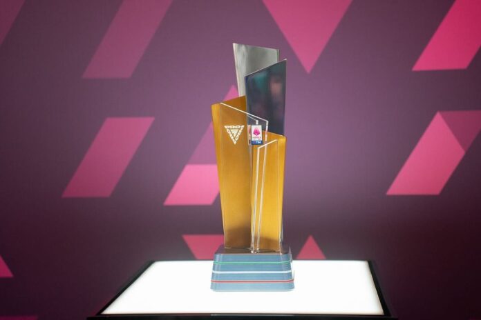 Il trofeo della eSerie A di EA Sports FC 24